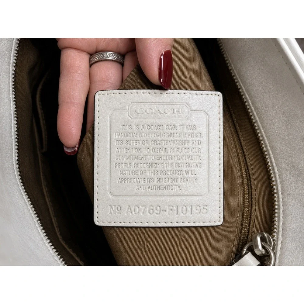 C206 Coach Hampton Tote